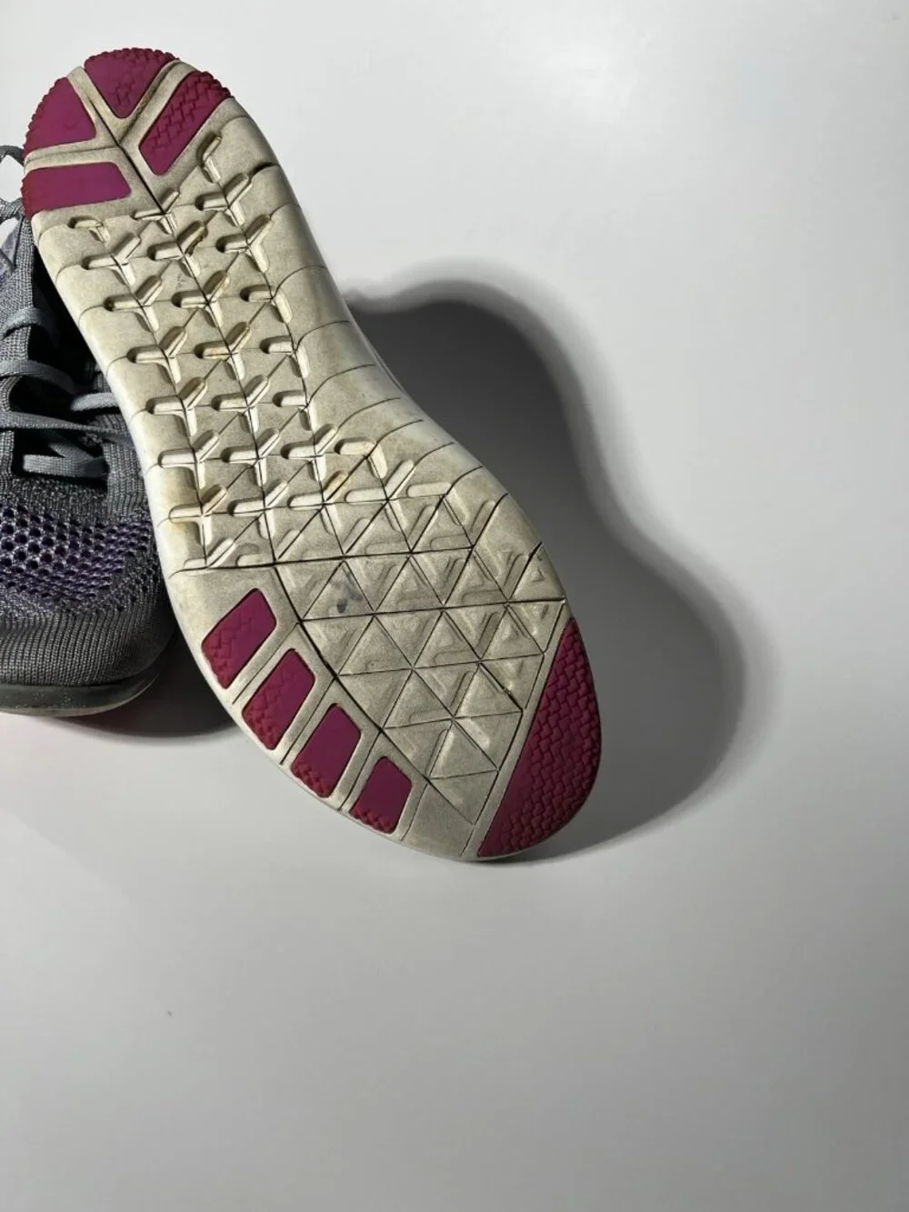 Nike Free Focus Flyknit Training Shoes Gray Purple Women’s 7.5 844817-003